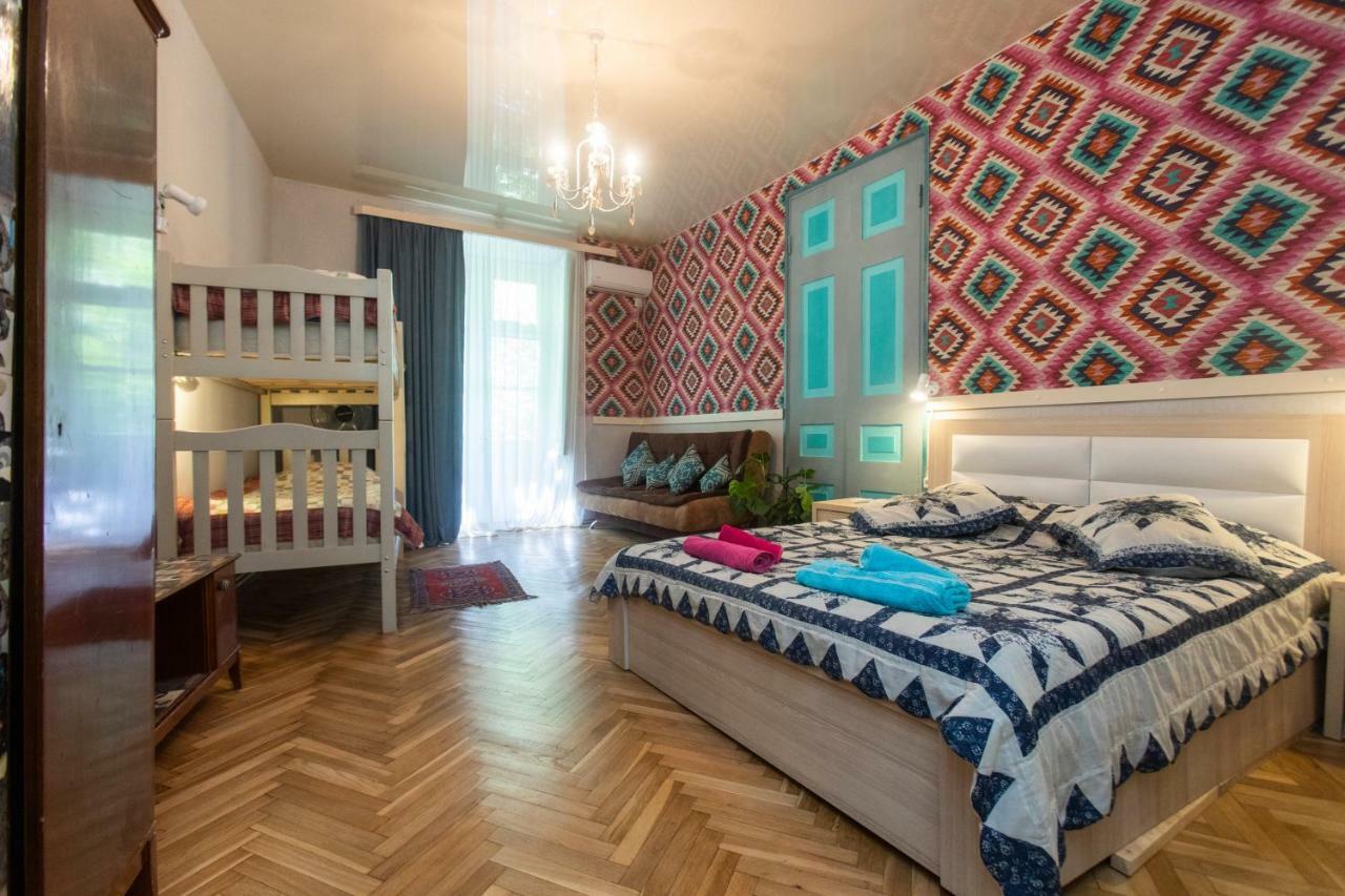 Private Apartment In The Center Of Old Tiflis Exterior foto