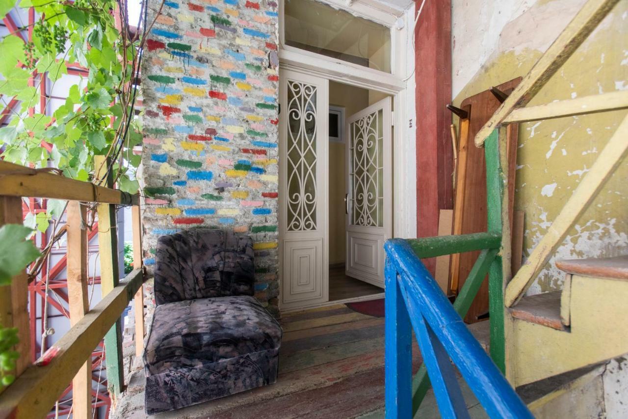 Private Apartment In The Center Of Old Tiflis Exterior foto